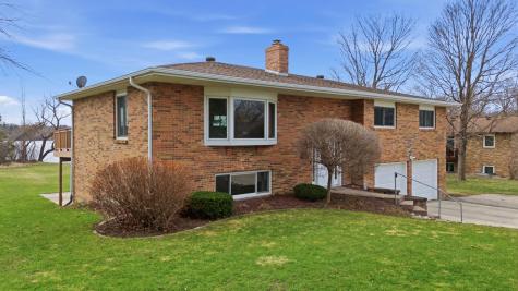 1021 Stony Brook Manor Fergus Falls MN 56537