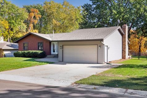 6802 Cottonwood Lane N Maple Grove MN 55369