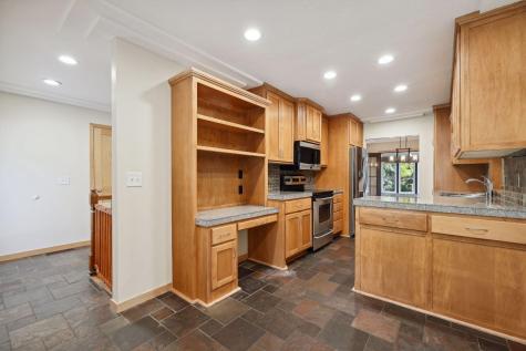 6802 Cottonwood Lane N Maple Grove MN 55369