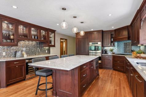 18217 Woolman Drive Minnetonka MN 55345