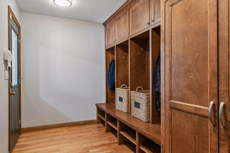 18217 Woolman Drive Minnetonka MN 55345