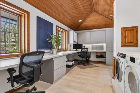 18217 Woolman Drive Minnetonka MN 55345