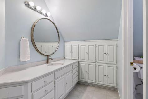 18217 Woolman Drive Minnetonka MN 55345