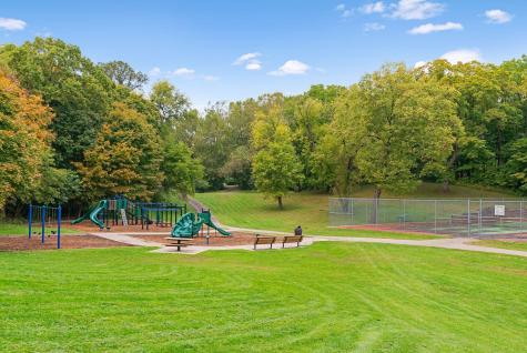 18217 Woolman Drive Minnetonka MN 55345