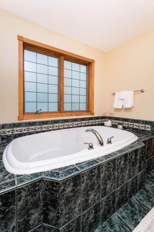 4903 Rose Creek Parkway S Fargo ND 58104