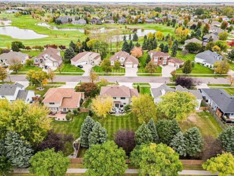 4903 Rose Creek Parkway S Fargo ND 58104