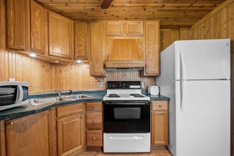 212 4th Avenue NE Cambridge MN 55008