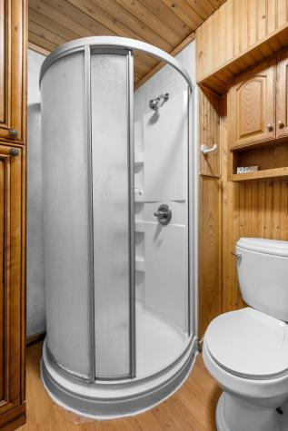 212 4th Avenue NE Cambridge MN 55008