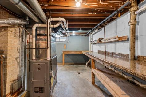 212 4th Avenue NE Cambridge MN 55008