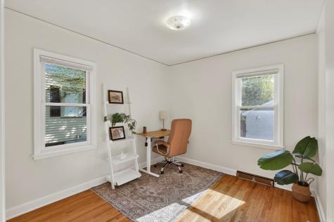 858 21st Avenue SE Minneapolis MN 55414