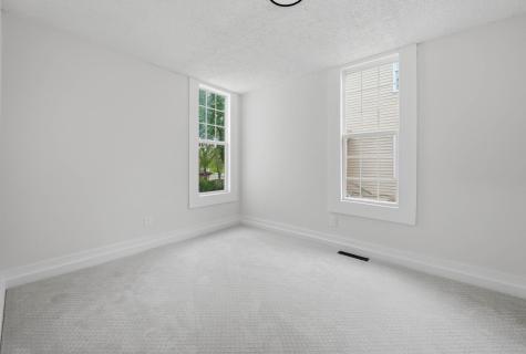 916 Magnolia Avenue E Saint Paul MN 55106