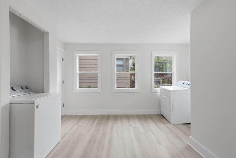 916 Magnolia Avenue E Saint Paul MN 55106