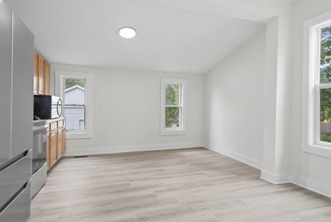916 Magnolia Avenue E Saint Paul MN 55106