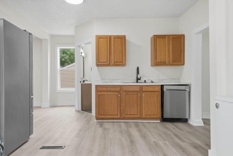 916 Magnolia Avenue E Saint Paul MN 55106