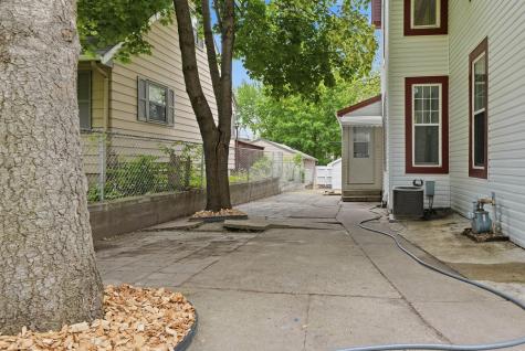 916 Magnolia Avenue E Saint Paul MN 55106