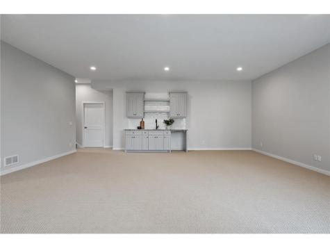 11240 Freedom Way Hanover MN 55341