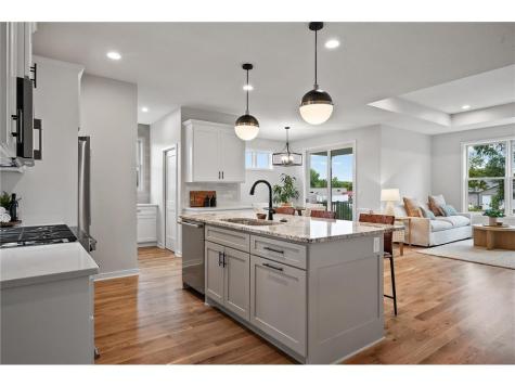 11240 Freedom Way Hanover MN 55341