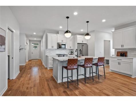 11240 Freedom Way Hanover MN 55341
