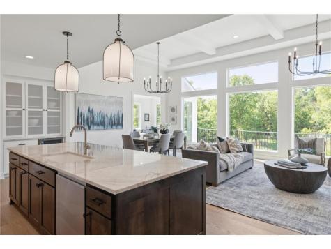 9215 Timberland Trail Eden Prairie MN 55347