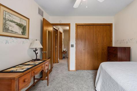 3996 Woodview Drive Vadnais Heights MN 55127