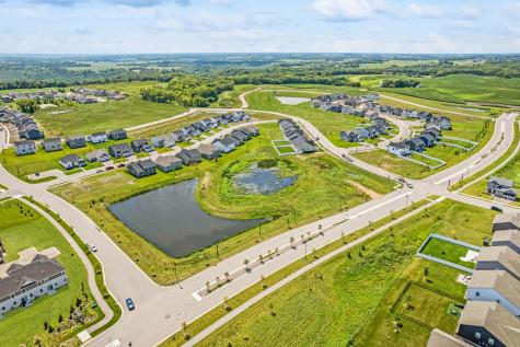 1922 White Pine Way Carver MN 55315