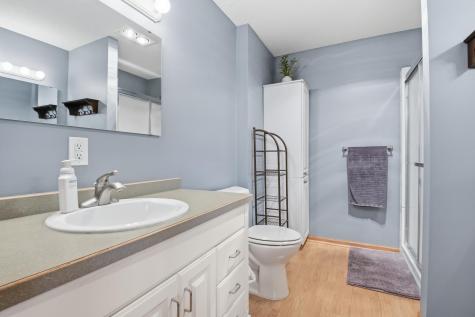 681 W River Drive New London MN 56273