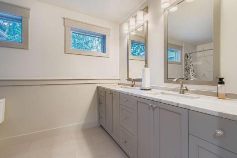 294 Cove Road Hudson WI 54016