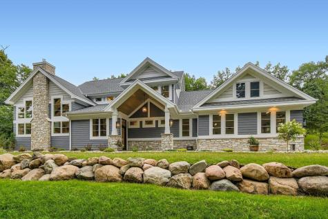 294 Cove Road Hudson WI 54016