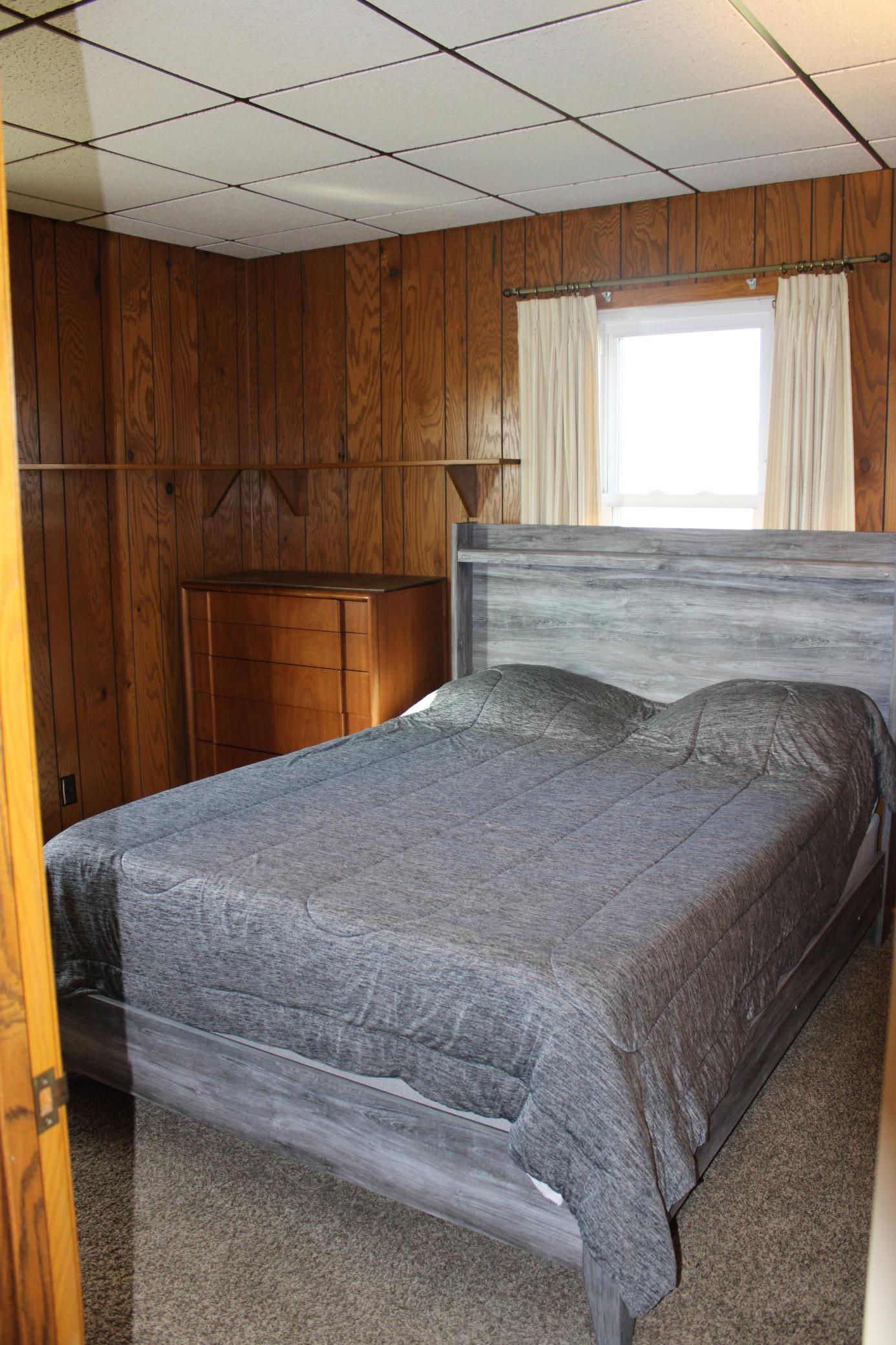 1802 10th Place NE Austin MN 55912