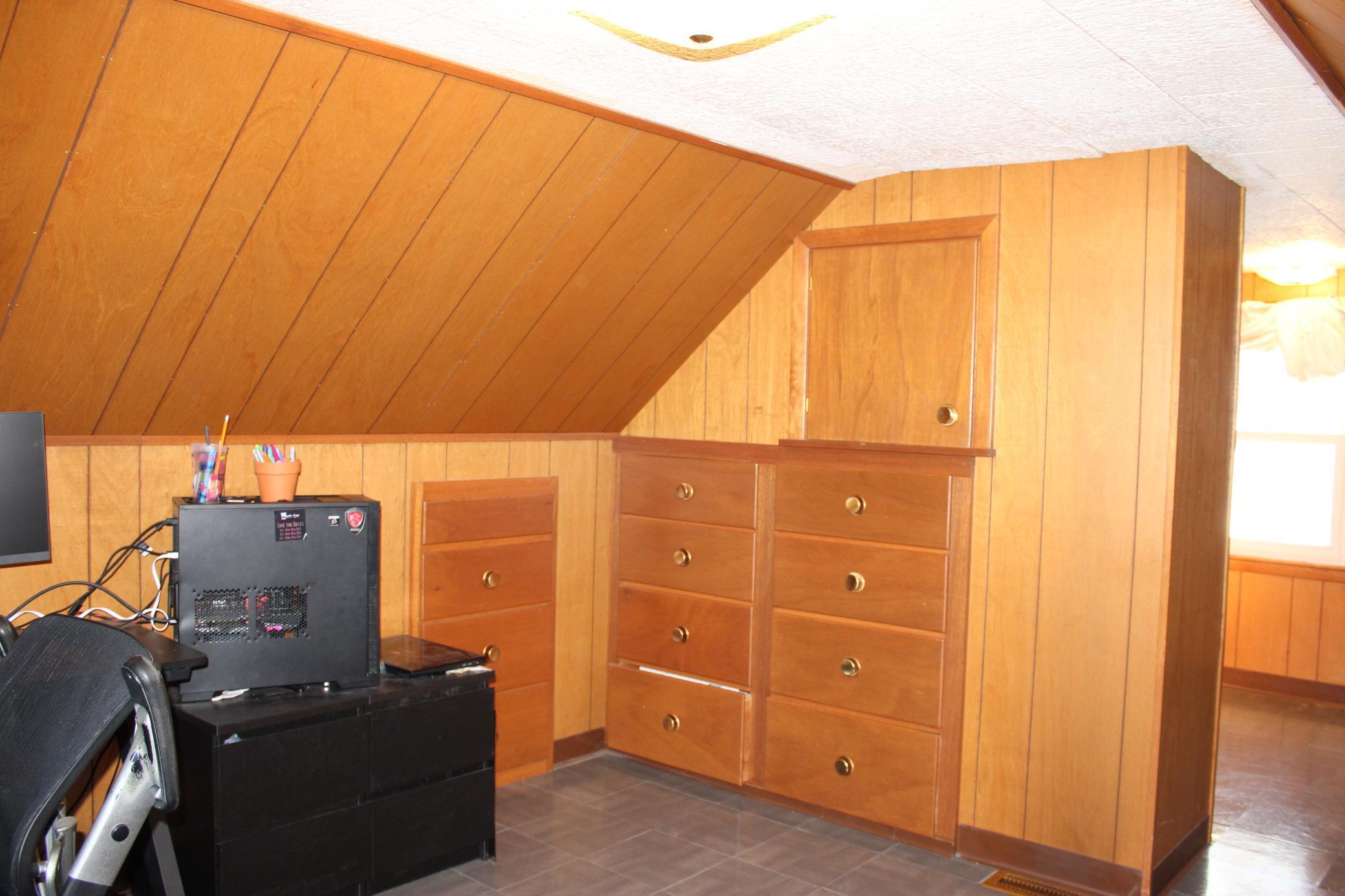 1802 10th Place NE Austin MN 55912