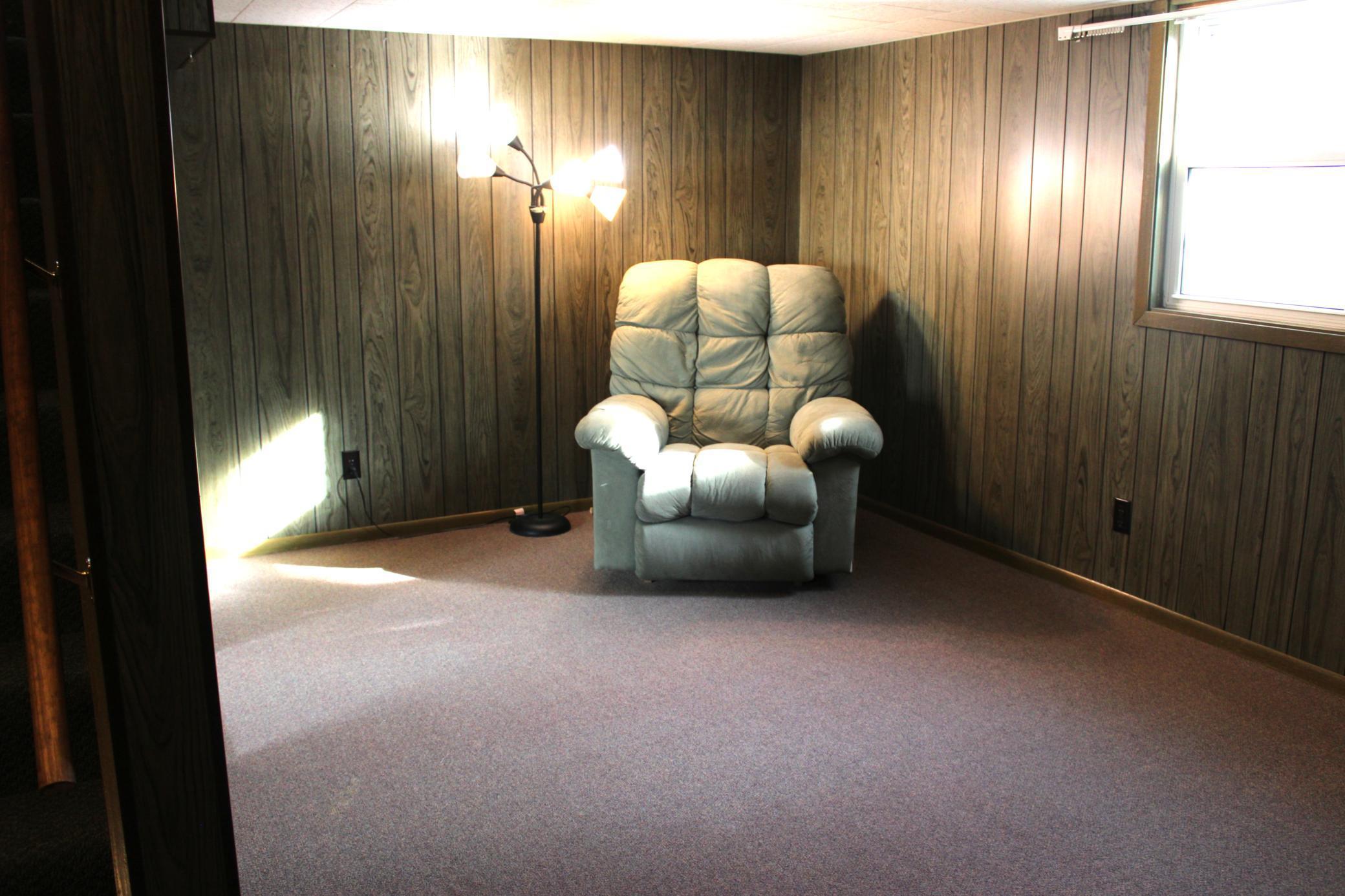 1802 10th Place NE Austin MN 55912