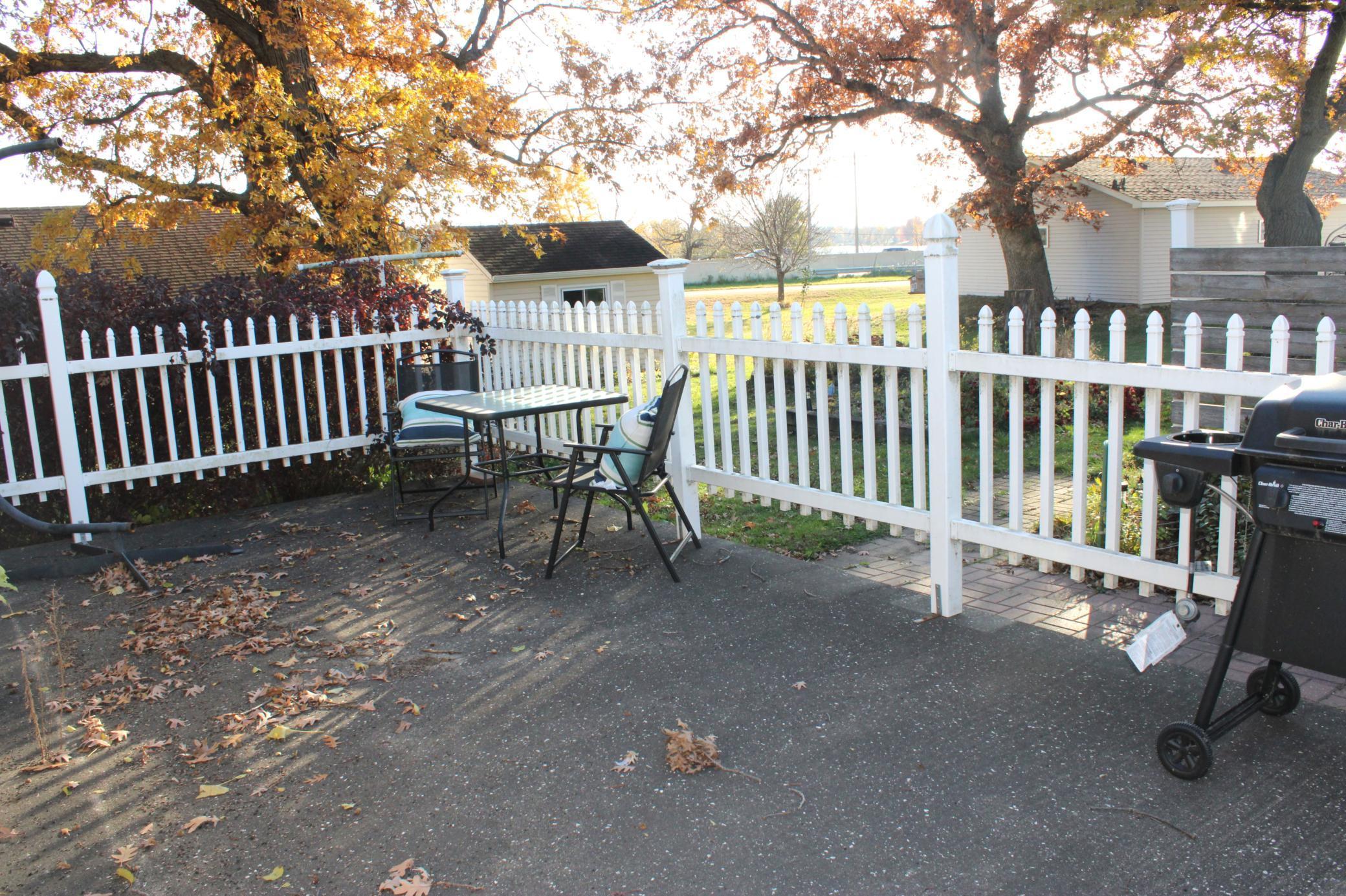 1802 10th Place NE Austin MN 55912