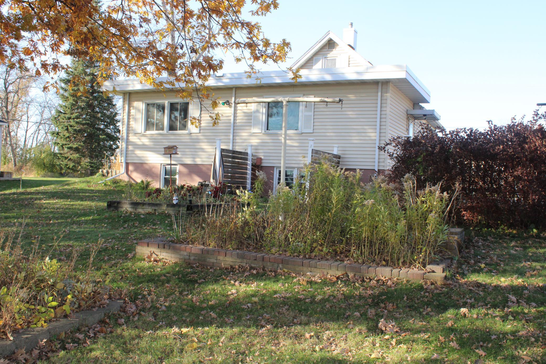 1802 10th Place NE Austin MN 55912