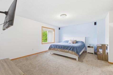 2058 Parkway Avenue Shakopee MN 55379