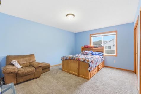 2058 Parkway Avenue Shakopee MN 55379