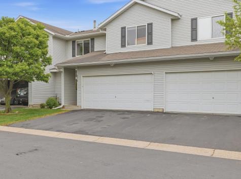 2058 Parkway Avenue Shakopee MN 55379
