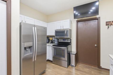 2058 Parkway Avenue Shakopee MN 55379