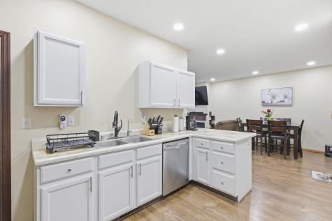 2058 Parkway Avenue Shakopee MN 55379