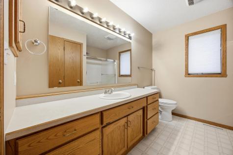 4213 S Rivershore Drive Moorhead MN 56560