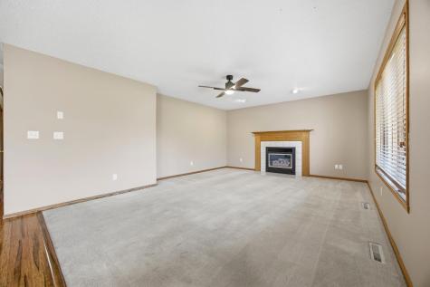 4213 S Rivershore Drive Moorhead MN 56560