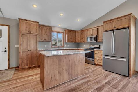 109 Bal Veld Drive Pease MN 56363