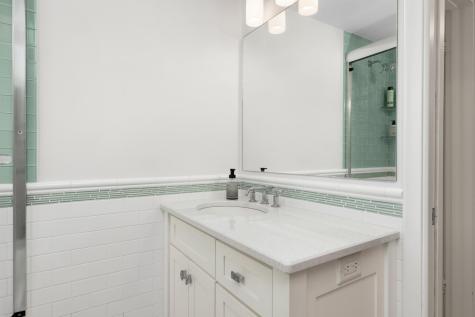 2480 Beverly Road Saint Paul MN 55104