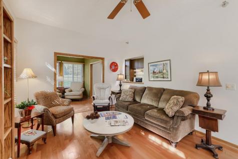 2529 Claremont Drive Mendota Heights MN 55120