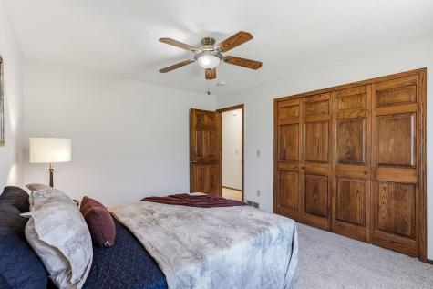 709 83rd Avenue N Brooklyn Park MN 55444