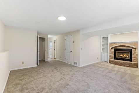 709 83rd Avenue N Brooklyn Park MN 55444