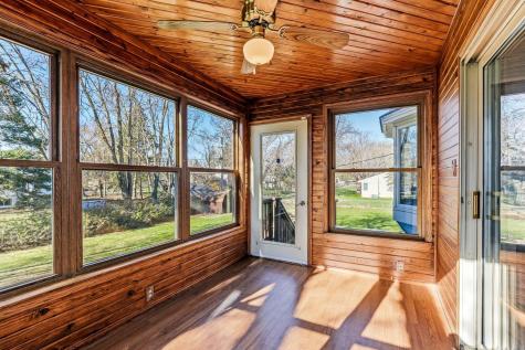709 83rd Avenue N Brooklyn Park MN 55444