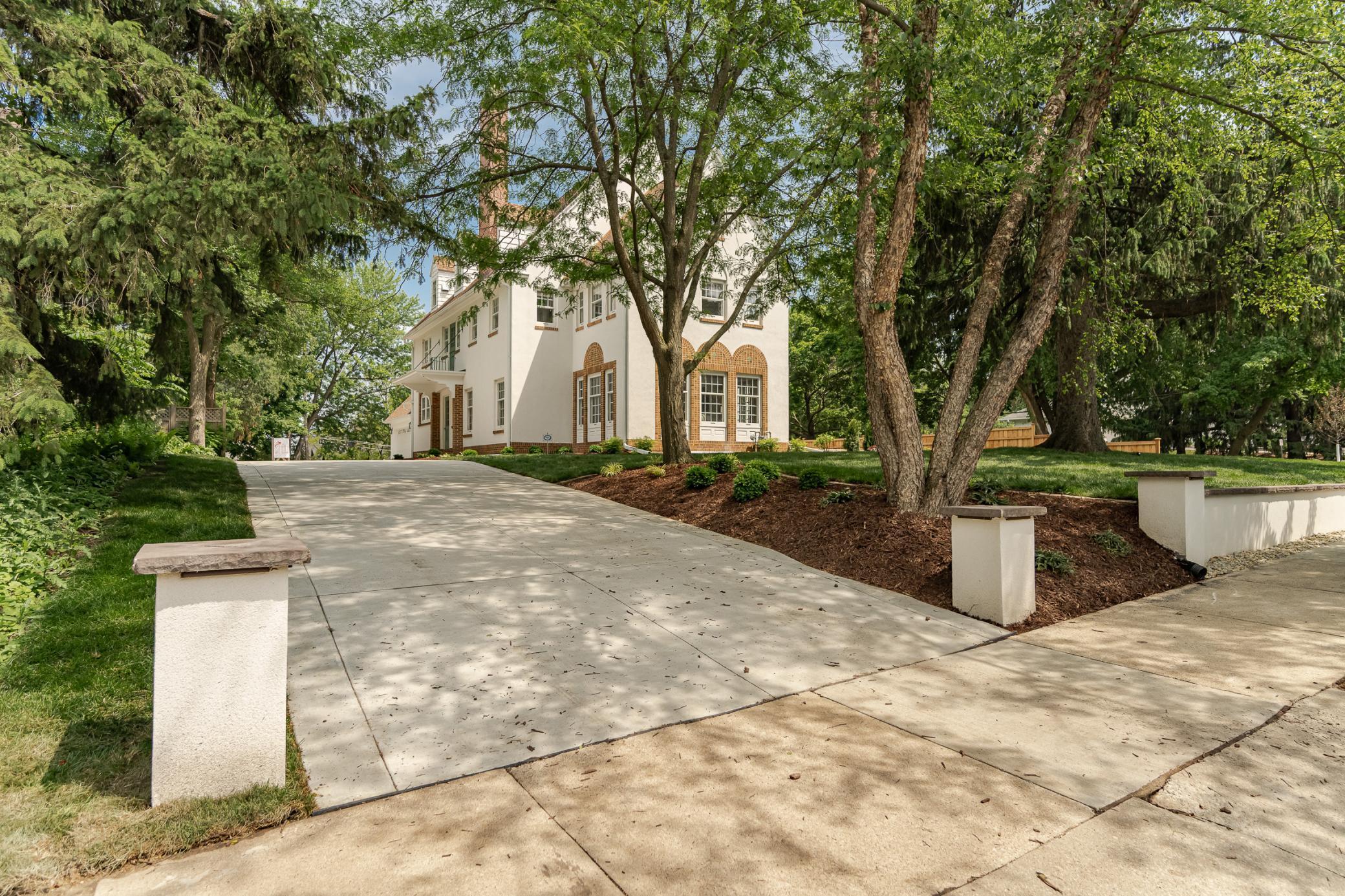 925 6th Street SW Rochester MN 55902