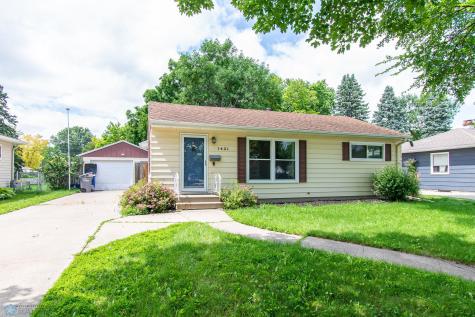 1421 17th Street S Moorhead MN 56560