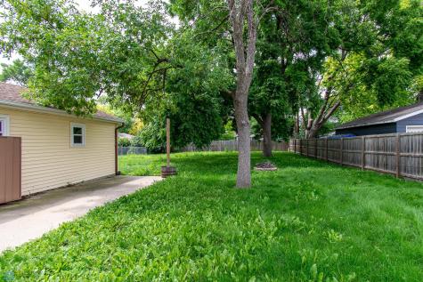 1421 17th Street S Moorhead MN 56560