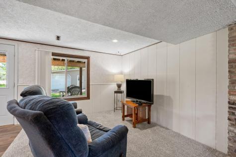 6605 Chesshire Lane N Maple Grove MN 55311